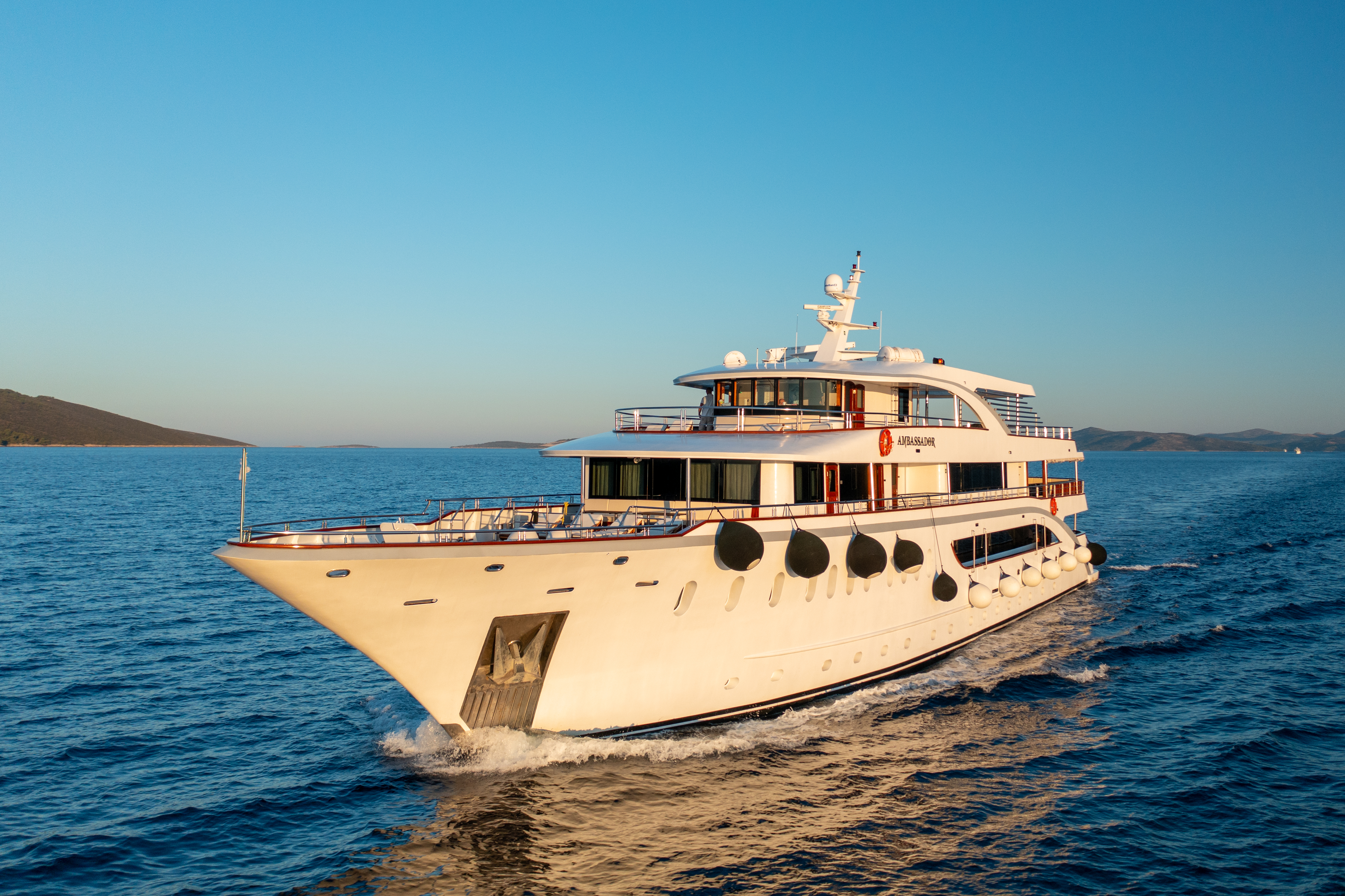 MS Mama Marija exterior