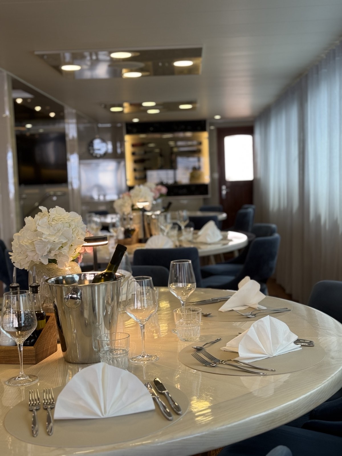 MS Mama Marija II lounge